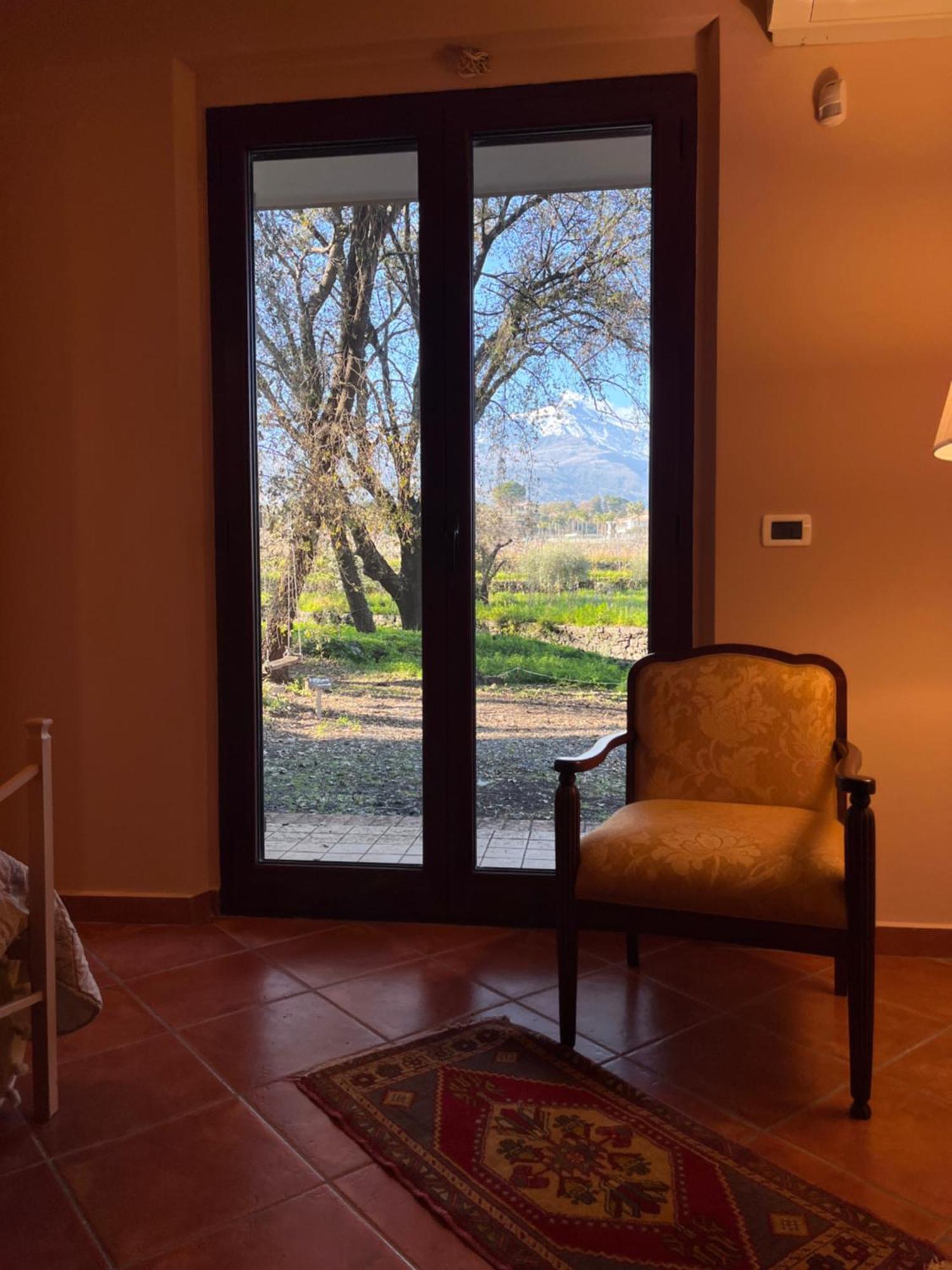 Etna Tra Le Querce Villa Santa Venerina Buitenkant foto